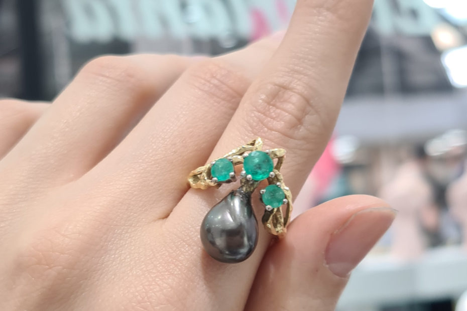 busra-pirlanta-ikinci-el-zumrut-yuzuk