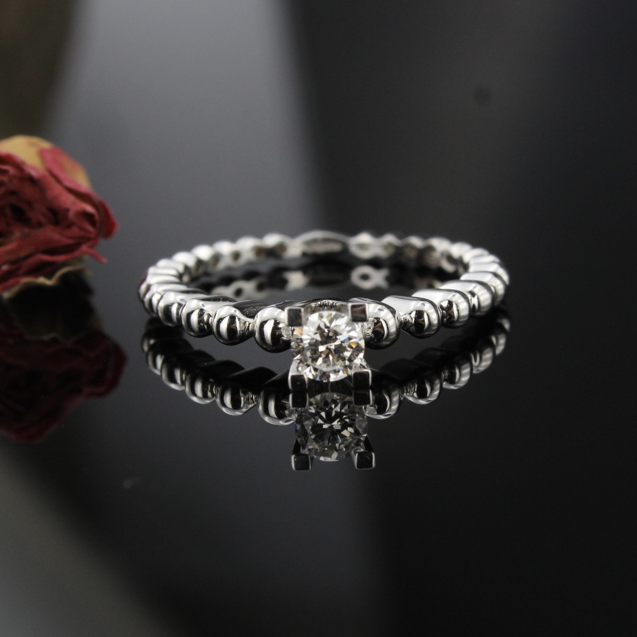 0.22 Karat Pırlanta Tektaş Yüzük