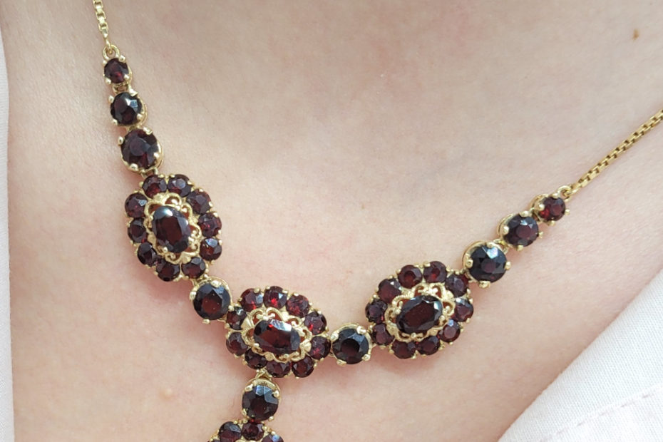 busra-pirlanta-ikinci-el-pirlantali-garnet-gerdanlik-almanya