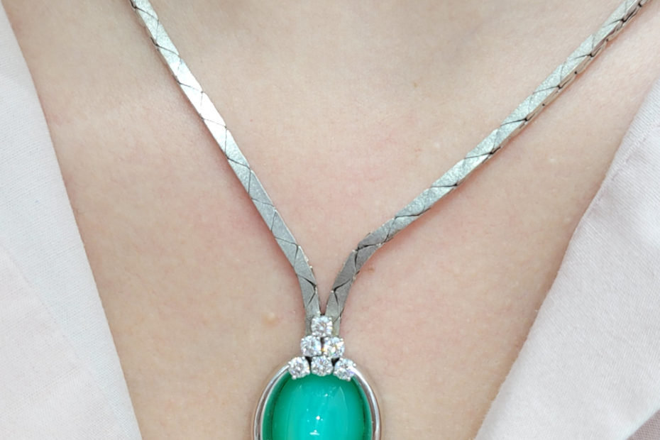 busra-pirlanta-ikinci-el-pirlantali-yesil-tas-kolye