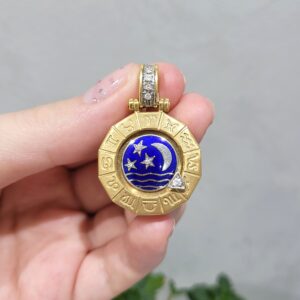 2. El 0,13 Karat Pırlanta Burç Kolye Ucu