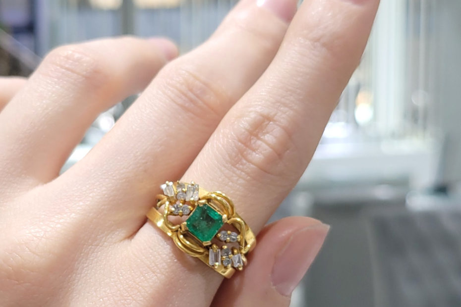 busra-pirlanta-ikinci-el-zumrut-yuzuk