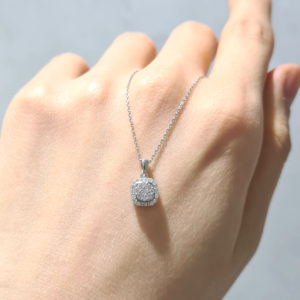0.19 Karat Pırlanta Kolye - KL02273