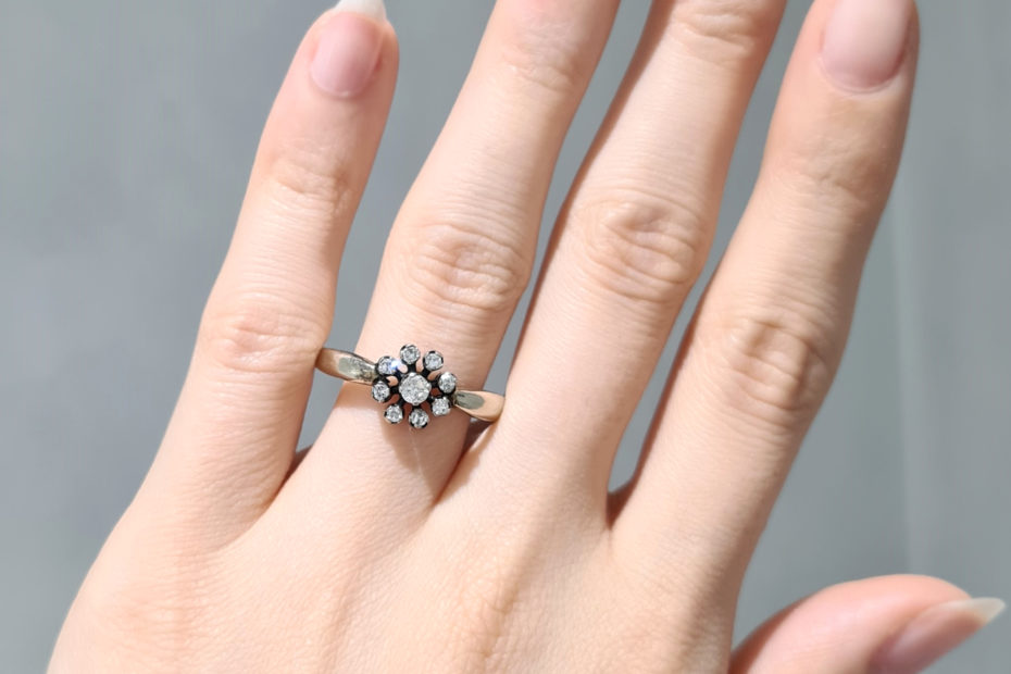 2. El 0.18 Karat Pırlanta Çiçek Yüzük - ALM0856