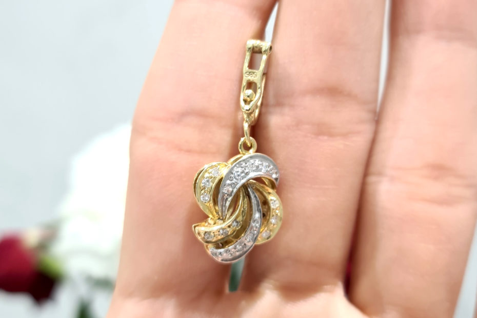 2. El 0.22 Karat Pırlanta Tasarım Kolye Ucu - ALM0741