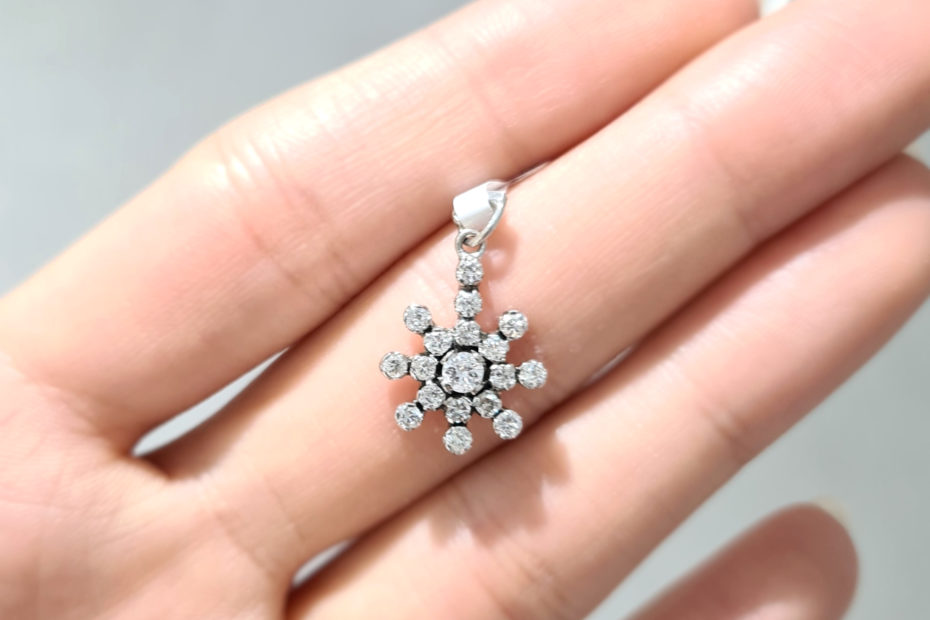 2. El 0.46 Karat Pırlanta Kar Tanesi Kolye Ucu - ALM0850