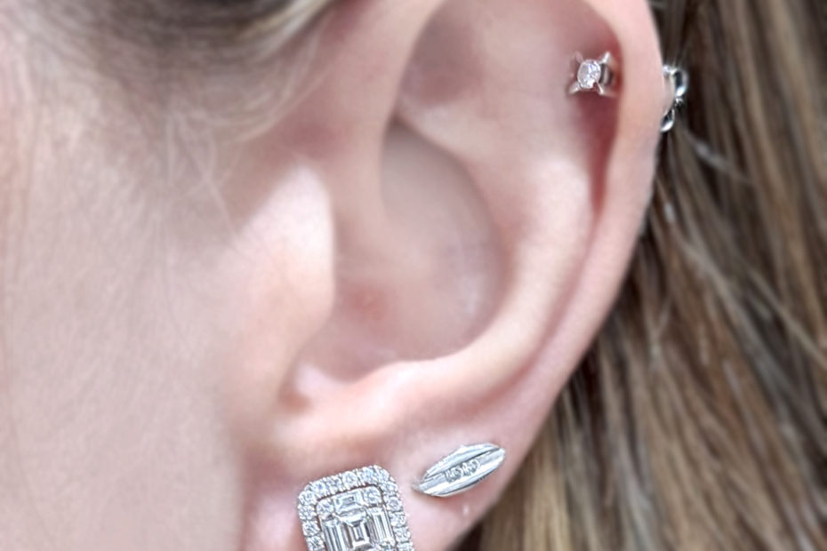 2. El 1,30 Karat Pırlanta Baget Küpe - X003637