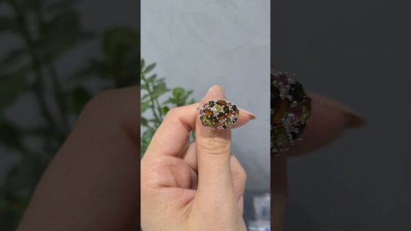 2. El 1,63 Karat Renkli Taşlı Pırlanta Fantezi Yüzük ürün videosu