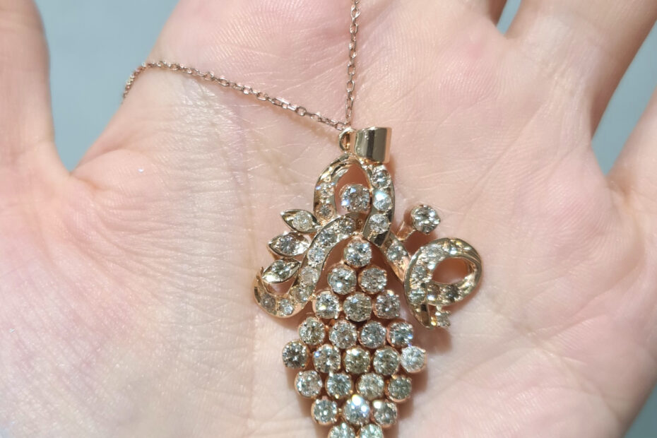 2. El 2,14 Karat Pırlanta Üzüm Tasarım Kolye