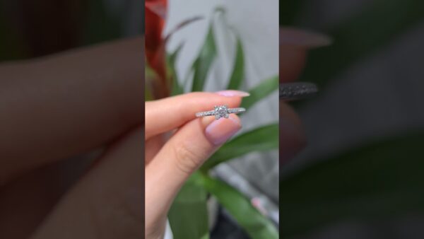 2. El 0,38 Karat Pırlanta Tektaş Yüzük ürün videosu