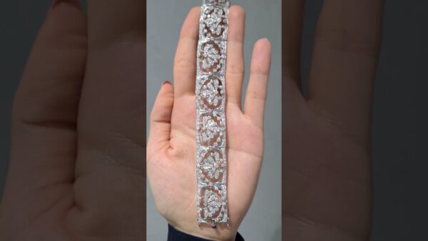 2. El 8,94 Karat Pırlanta Özel Tasarım Kelepçe Bileklik ürün videosu