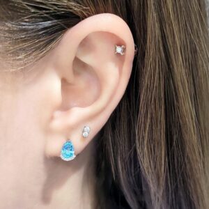 1,55 Karat Pırlanta ve Blue Topaz Damla Küpe