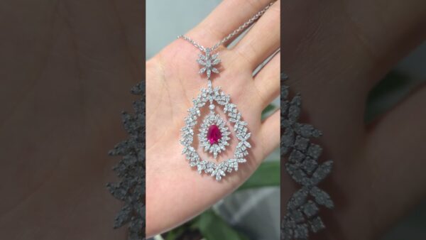2. El 2,77 Karat Pırlanta ve Yakut Tasarım Kolye ürün videosu