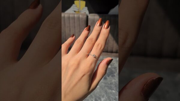 2. El 0,20 Karat Pırlanta Baget Minimal Yüzük ürün videosu