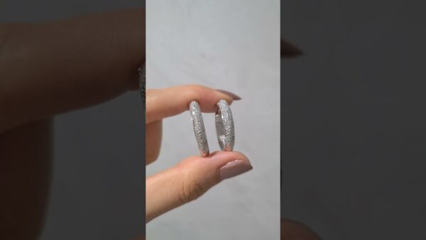 2. El 0,70 Karat Pırlanta Halka Küpe ürün videosu