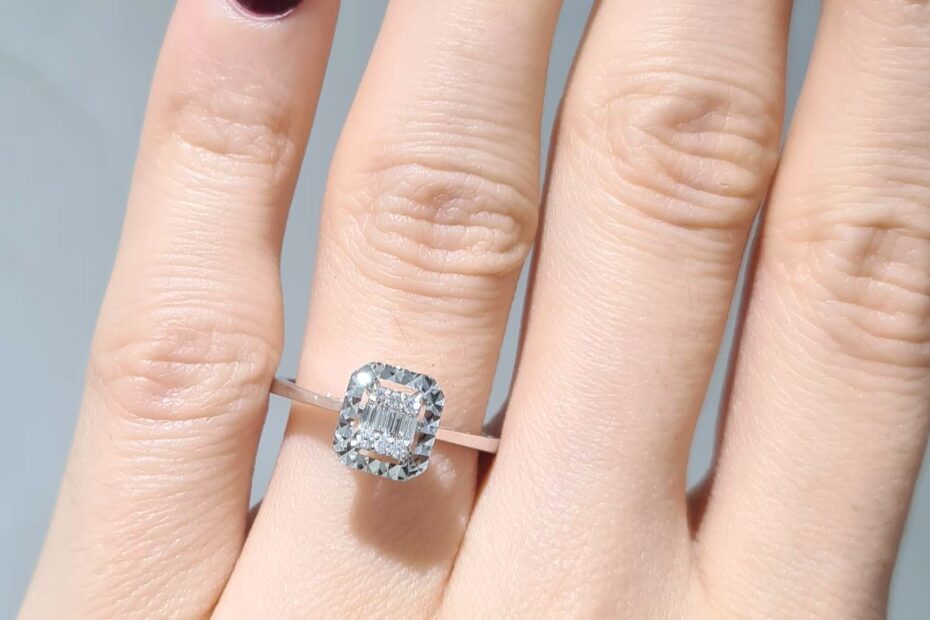 2. El 0,10 Karat Pırlanta Baget Yüzük X005208