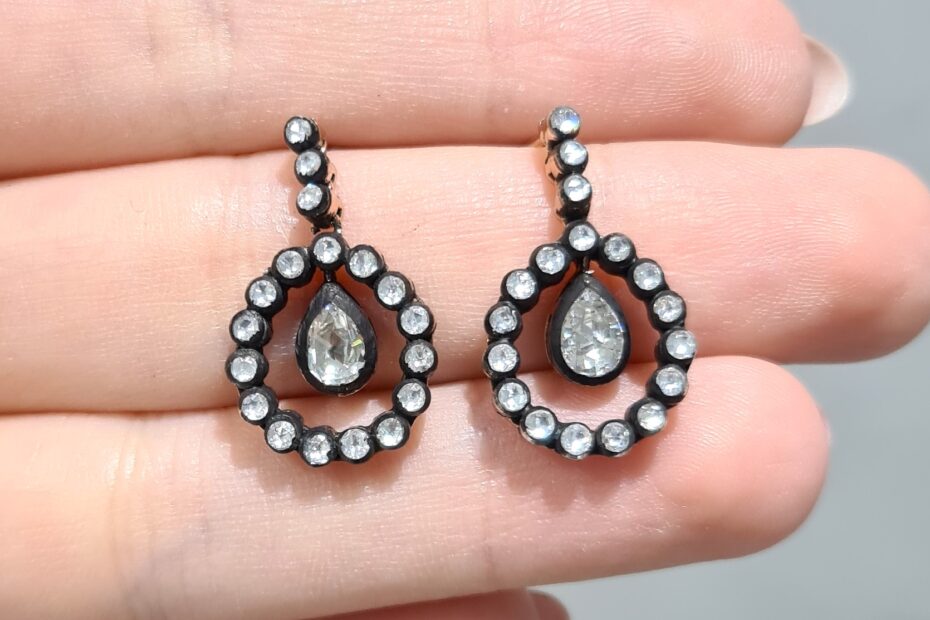 2. El 0,75 Karat Elmas Damla Tasarım Küpe X005179