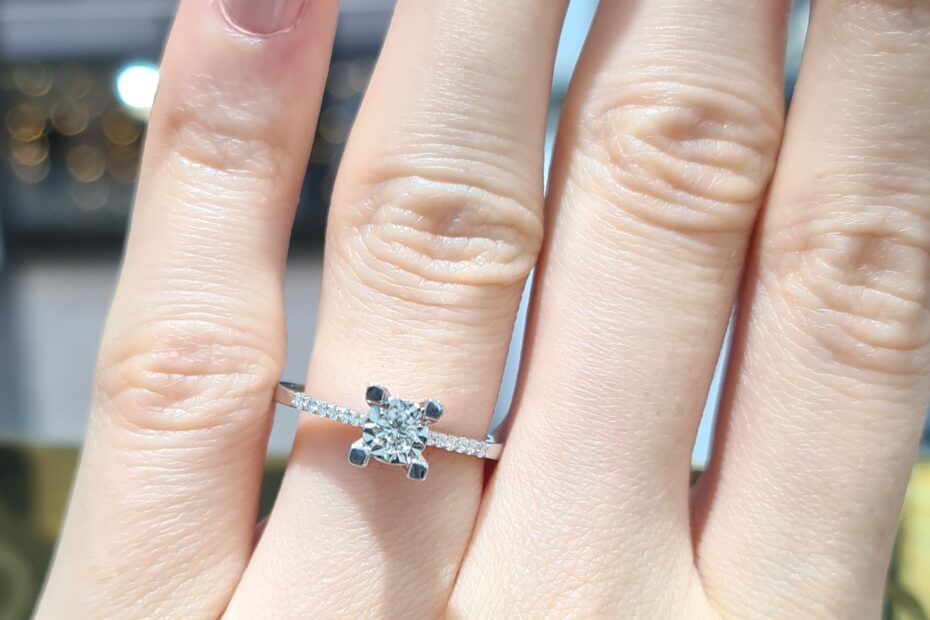 2. El 0,18 Karat Pırlanta Tektaş Yüzük X005298