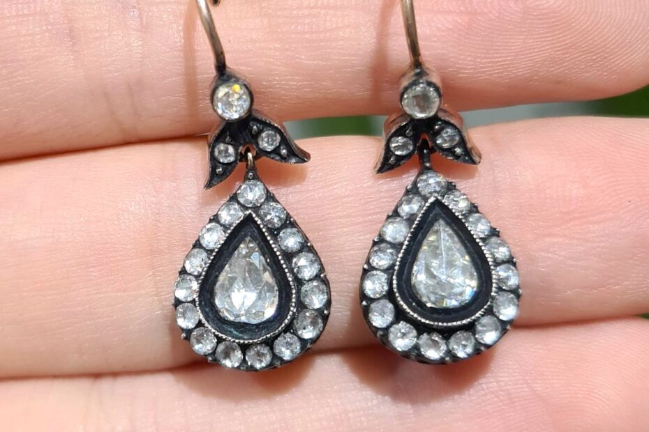 2. El 1,42 Karat HRD Sertifikalı Damla Elmas Küpe X005308