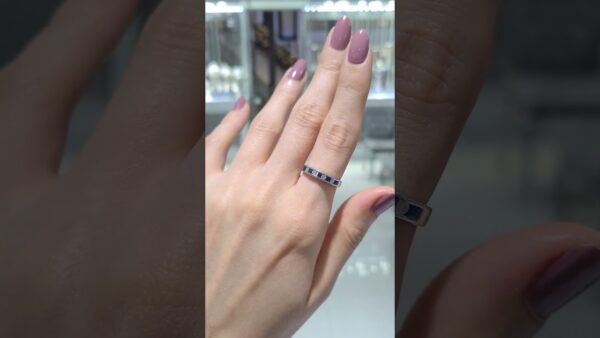 2. El 0,53 Karat Pırlanta ve Safir Yarımtur Yüzük ürün videosu