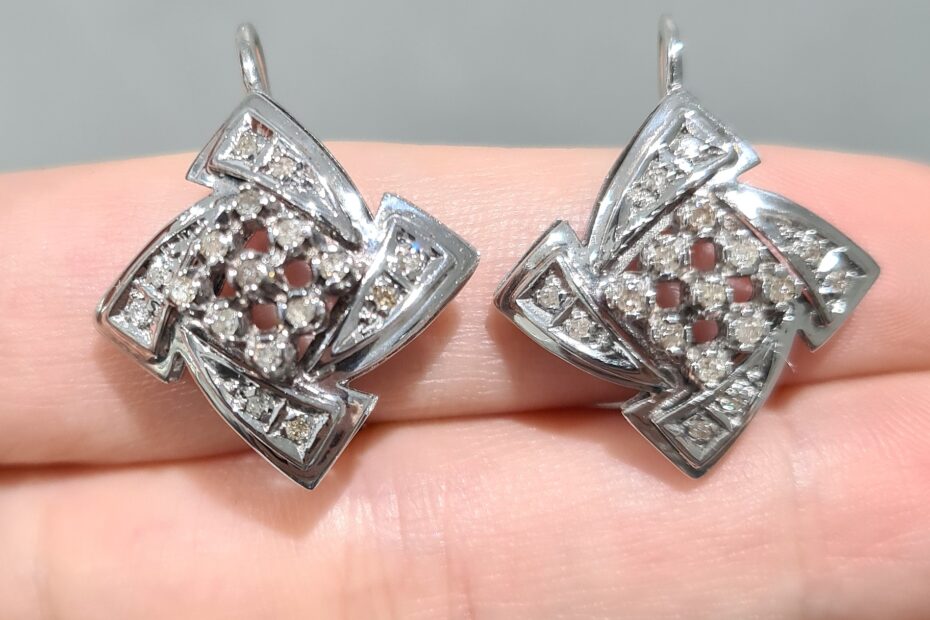 2. El 0,30 Karat Brown Pırlanta Tasarım Küpe X005476