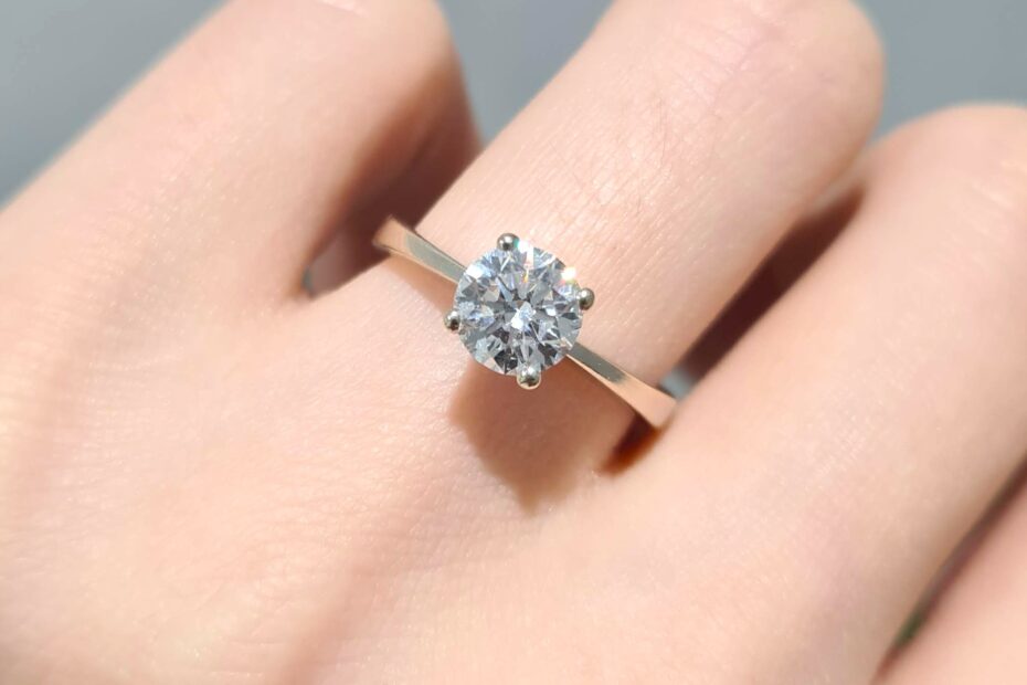 2. El 1,00 Karat VS2 GIA İncelemeli Pırlanta Tektaş Yüzük X005440