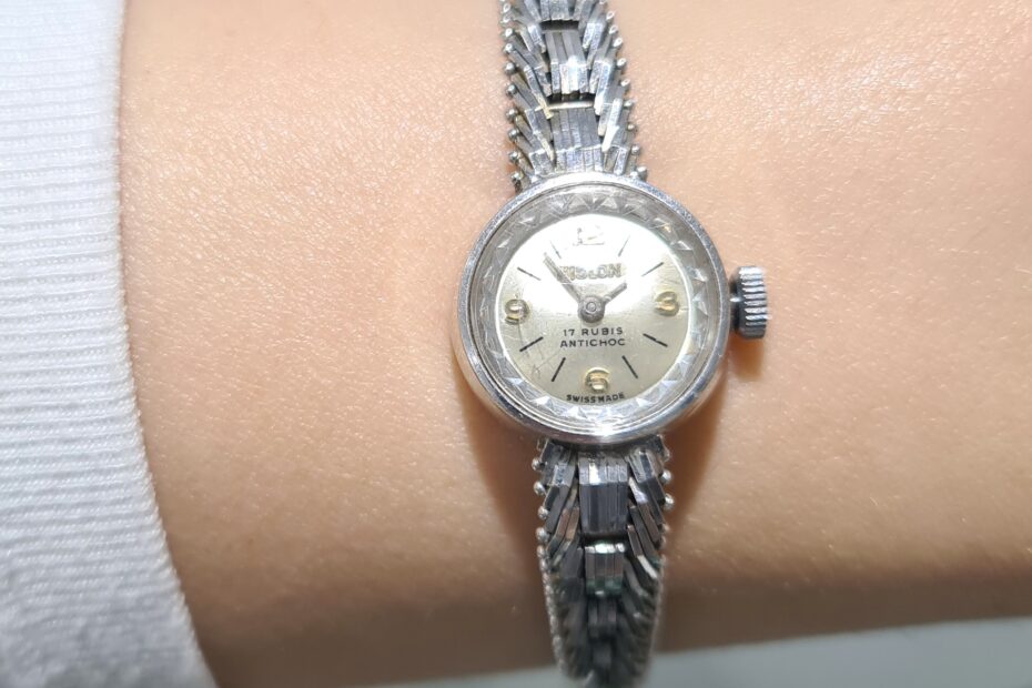 2. El 18 Ayar Altın Zarif Tasarım Kurmalı Saat X005487