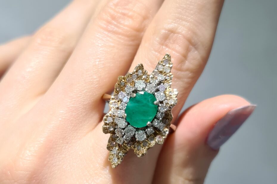 2. El 1,50 Karat Pırlanta ve Zümrüt Otantik Tasarım Yüzük ALM1047