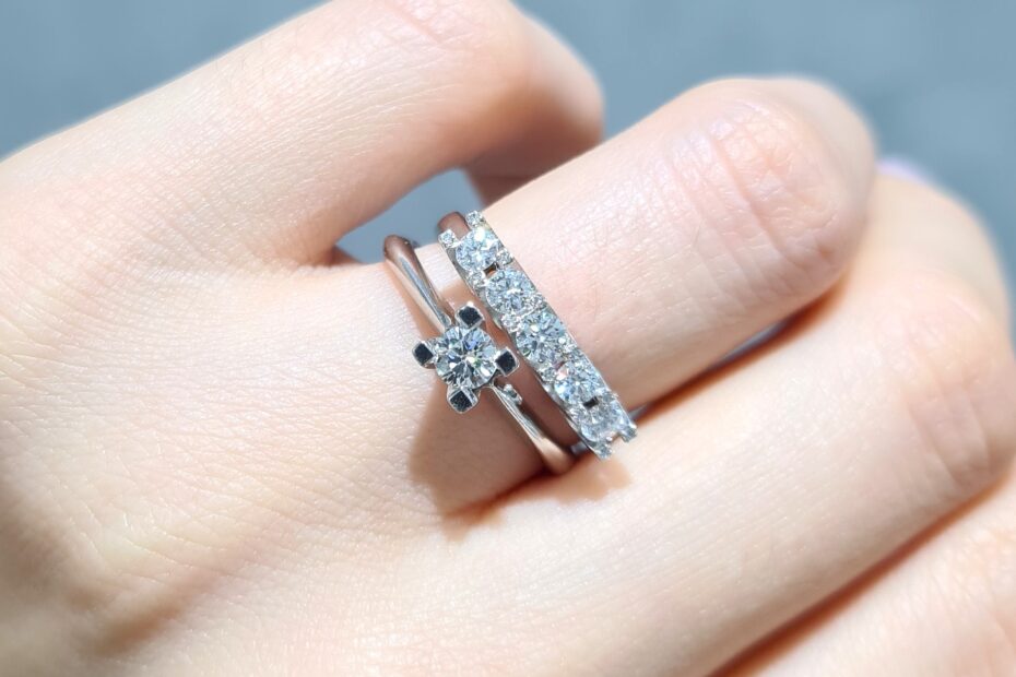 2. El 0,22 + 0,50 Karat Pırlanta Tektaş ve Beştaş Yüzük Set X005674 X005691