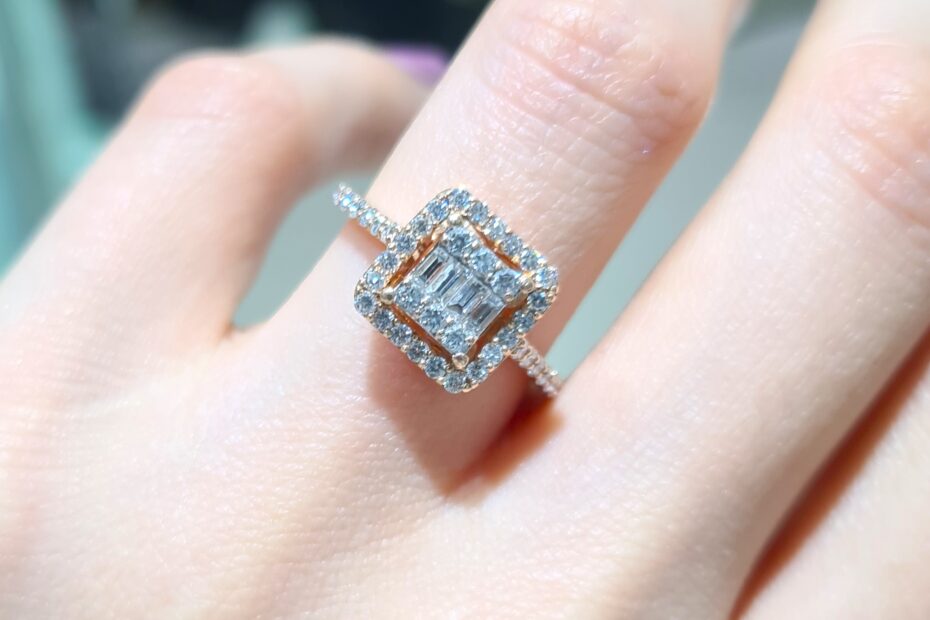 2. El 0,70 Karat Pırlanta Rose Baget Yüzük X005720