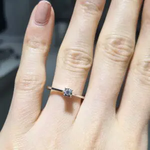 2. El 0,05 Karat Efektli Pırlanta Tektaş Yüzük