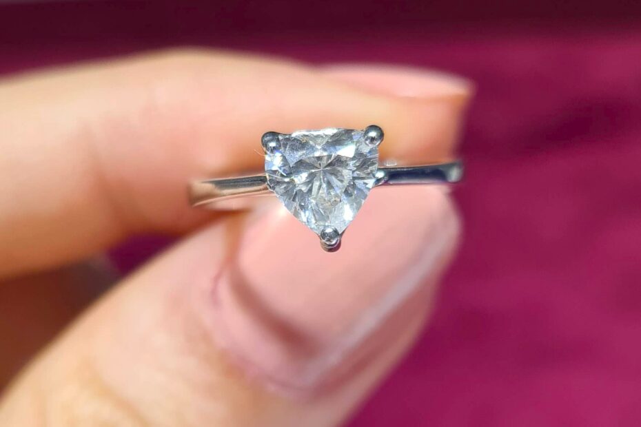 1,01 Karat IGI Sertifikalı Kalp Pırlanta Tektaş Yüzük X006135