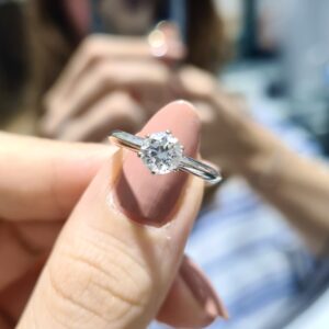 2. El 0,65 Karat E Renk GIA Sertifikalı Pırlanta Tektaş Yüzük