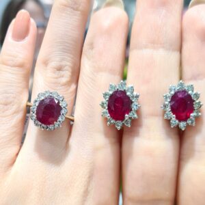 2. El 7,43 Karat Pırlanta ve Yakut Oval Yüzük ve Küpe Set