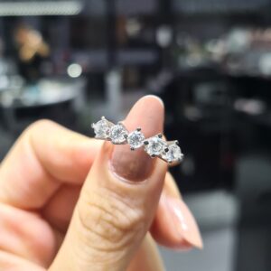 2.El Pırlanta 0,74 Karat HRD Sertifikalı Beştaş Yüzük