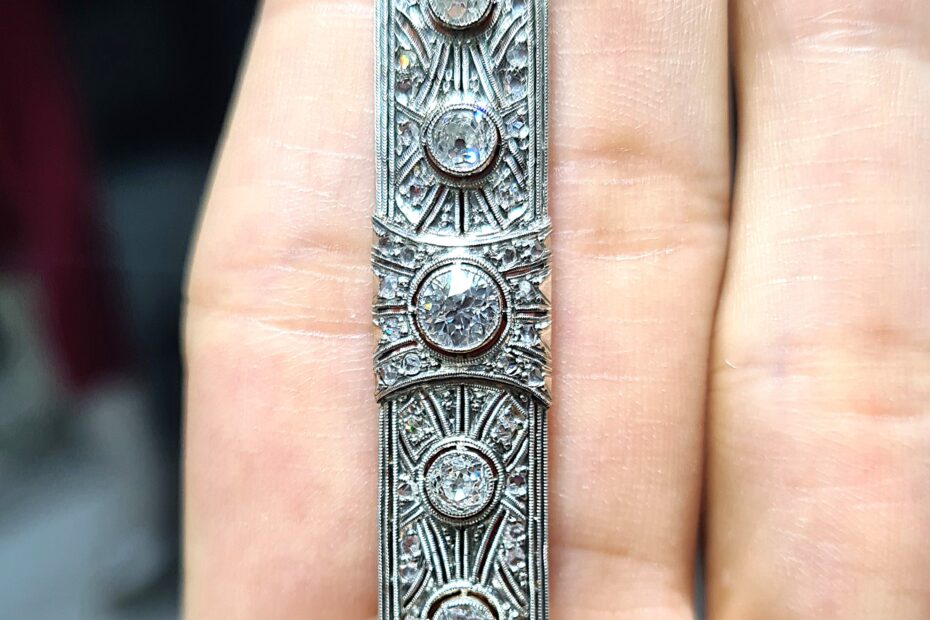 Almanya'dan ithal ikinci el pirlanta art deco broş