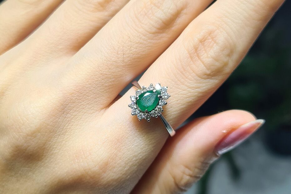 2.El Pırlanta 0,70 Karat Pırlanta ve Zümrüt Yüzük X006664