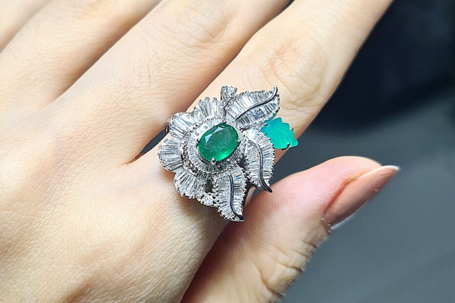 2.El Pırlanta 1,98 Karat Tasarım Zümrüt , Akik ve Pırlanta Yüzük RZ00022