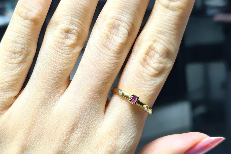 2.El Pırlanta 0,04 Ct Zarif Yüzük X006904