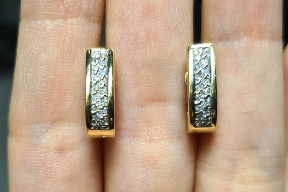 2.El Pırlanta 0,10 Karat Küpe ALM1092