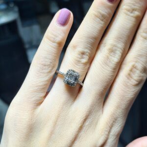 2.El Pırlanta 0,25 Karat Baget Yüzük X006862