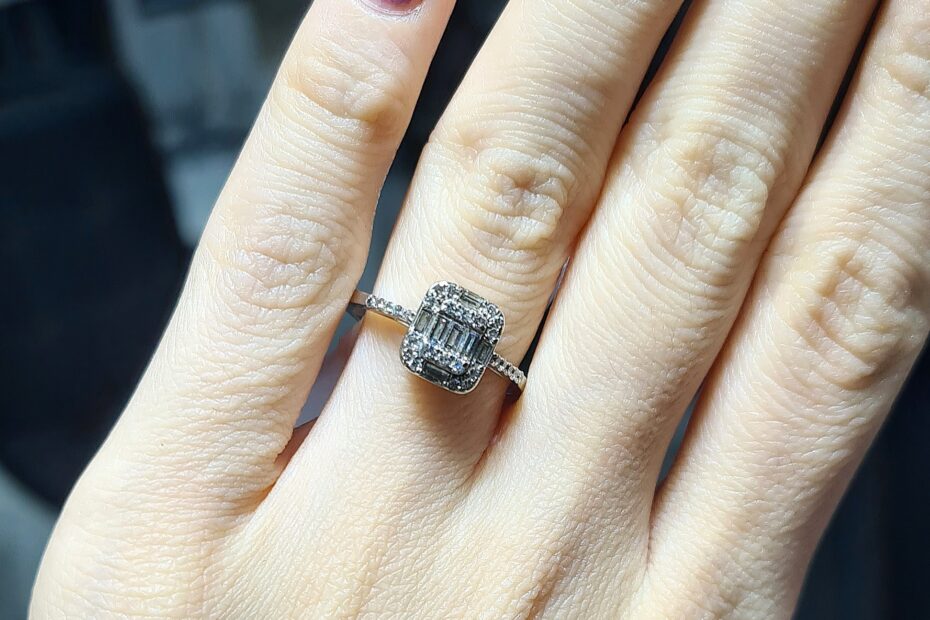 2.El Pırlanta 0,25 Karat Baget Yüzük X006862