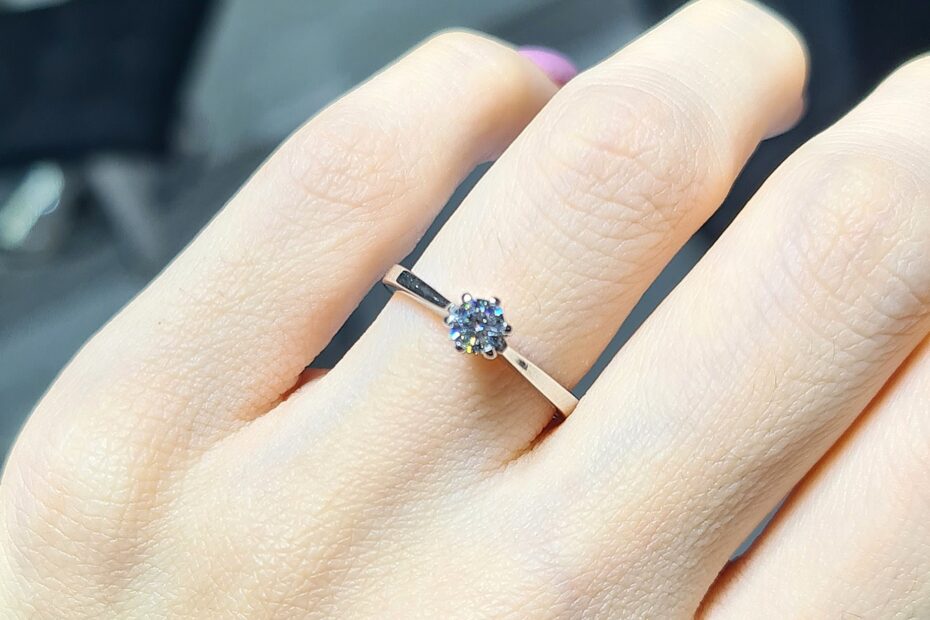 2.El Pırlanta 0,29 Karat Zen Damgalı Tektaş Yüzük X006884