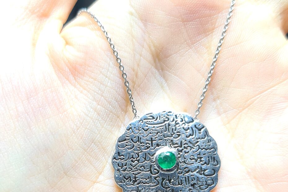 2.El Pırlanta 0,30 Karat Pırlanta ve Zümrüt Kolye X006853