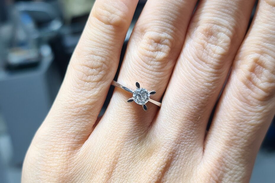 2.El Pırlanta 0,49 Karat HRD Sertifikalı Tektaş Yüzük X006768