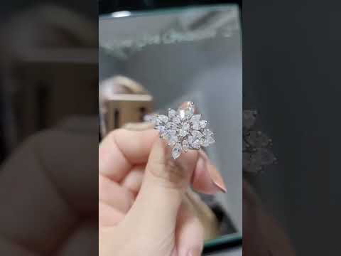 2.El Pırlanta 2,20 Karat Markiz Yüzük ürün videosu