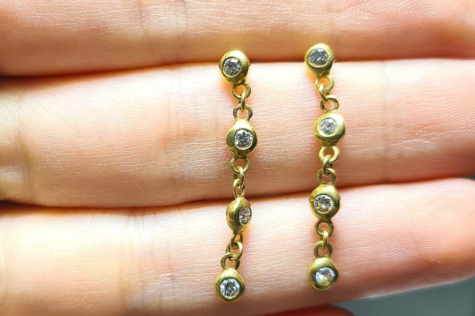 2.El Pırlanta 0,16 Karat Sallantılı Küpe ALM1054