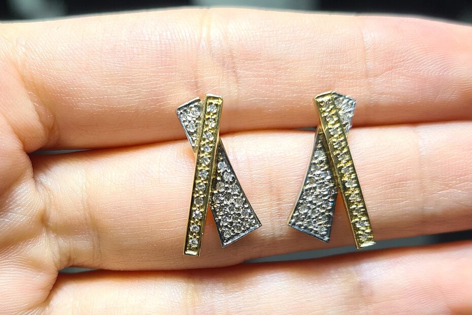 2.El Pırlanta 0,23 Karat Pırlanta Küpe ALM0914