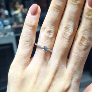 2.El Pırlanta 0,65 Karat GIA Sertifikalı Tektaş Yüzük X006952