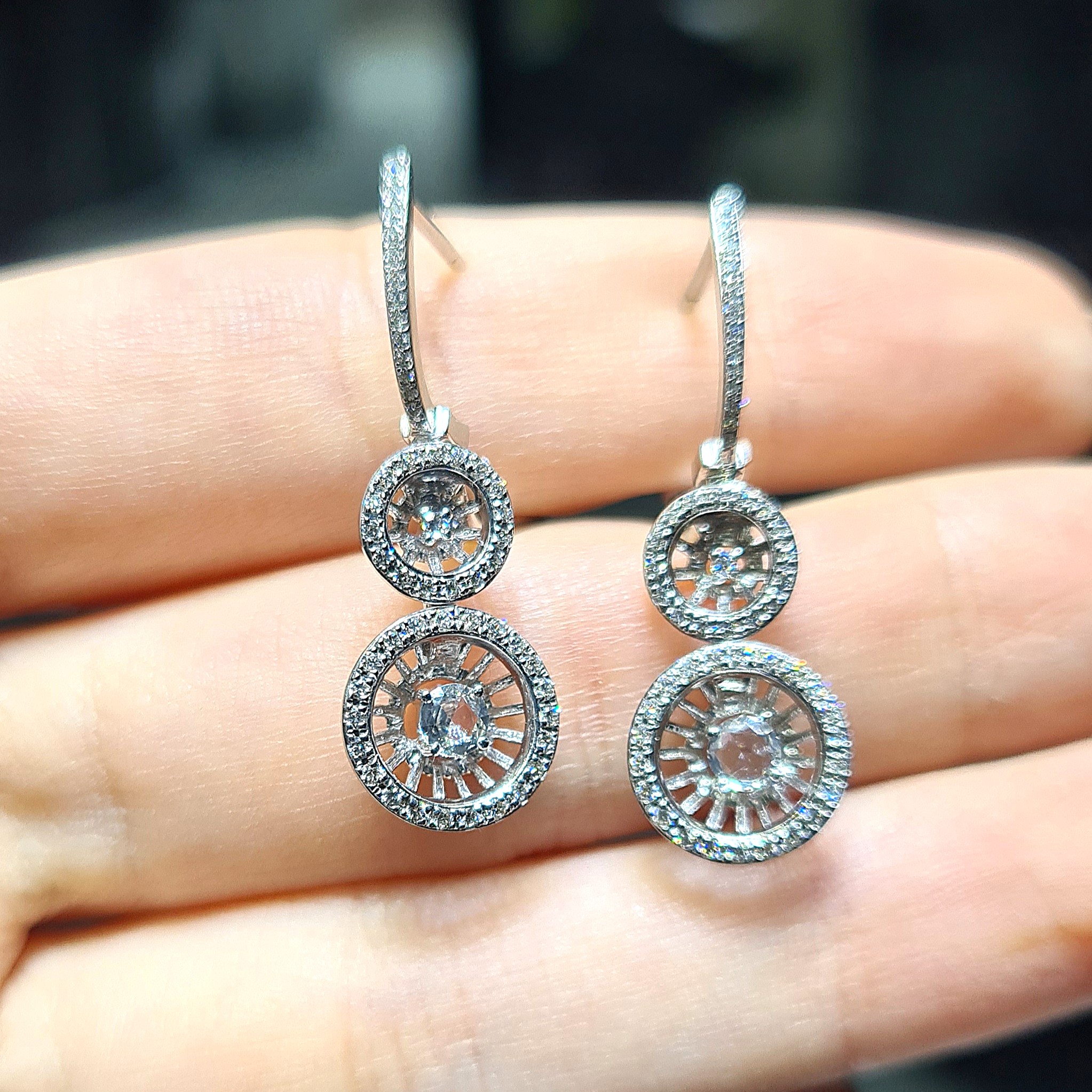 2.El Pırlanta 0,84 Karat Pırlanta ve Beyaz Safir Küpe X007014